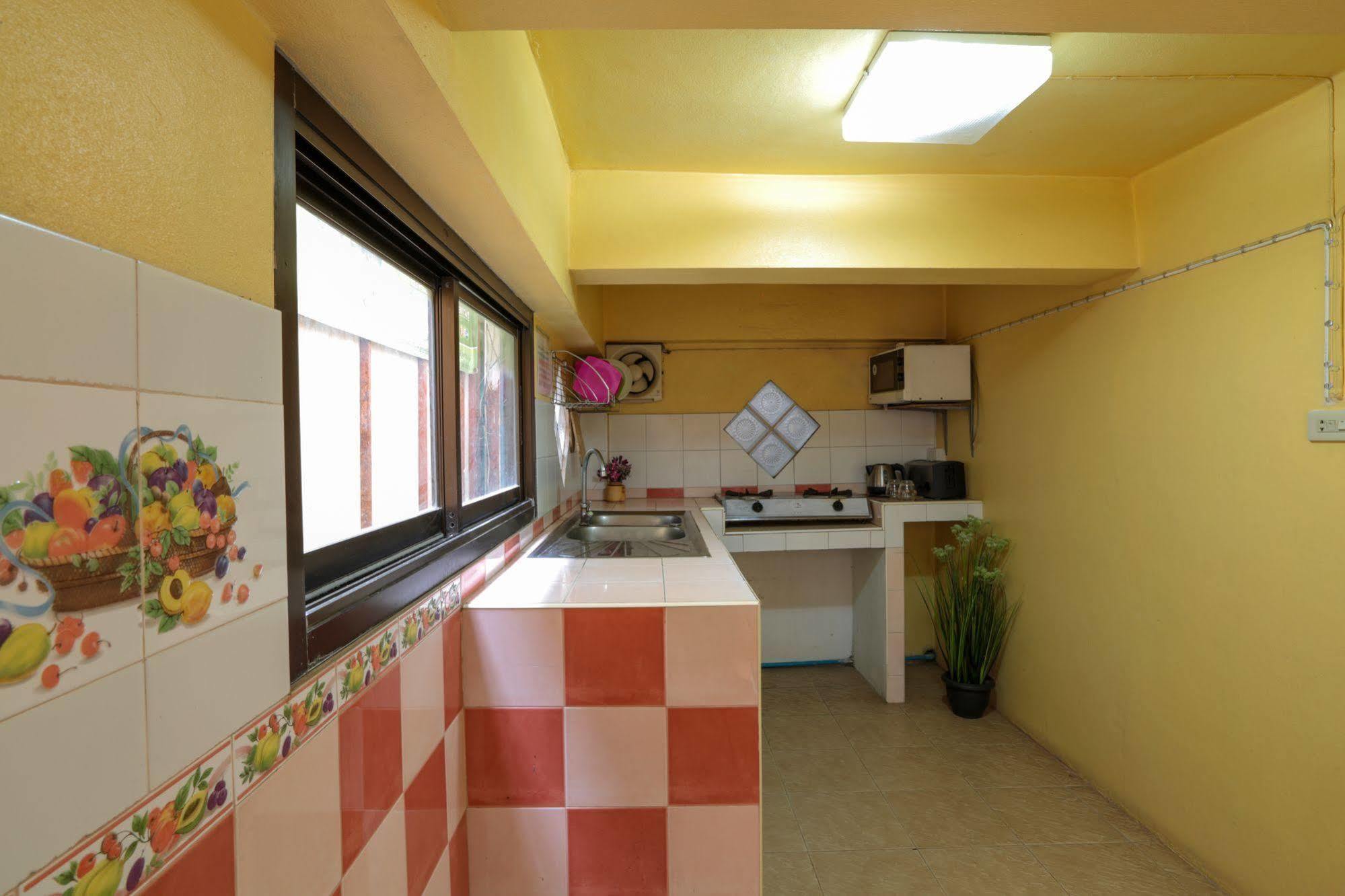 Khun Ying House Hotel Koh Tao Exterior photo